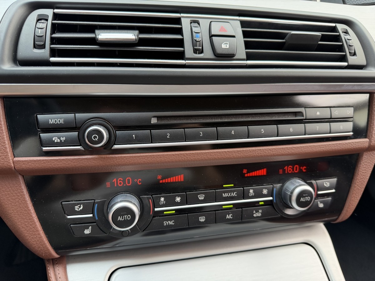 BMW 535 d xDrive Touring HiFI AHK ACC Frozen SHZ