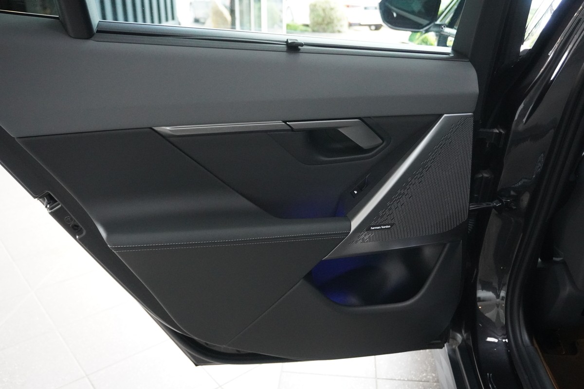 BMW 550 e xDrive LED Pano Live Cockpit Prof. ACC H&K