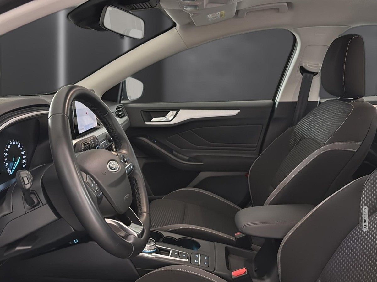 Ford Focus Cool&Connect Automatik* LED* RFK* NAVI* KLIMA 