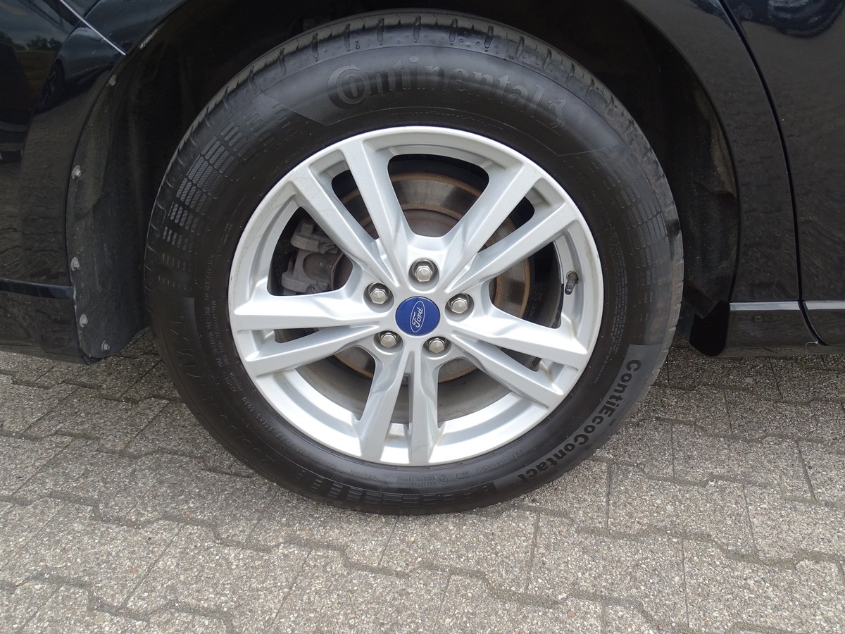 Ford S-Max 2.5 Duratec FHEV Hybrid Titanium 