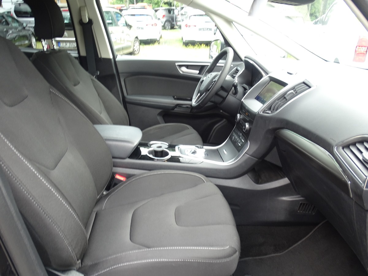 Ford S-Max 2.5 Duratec FHEV Hybrid Titanium 