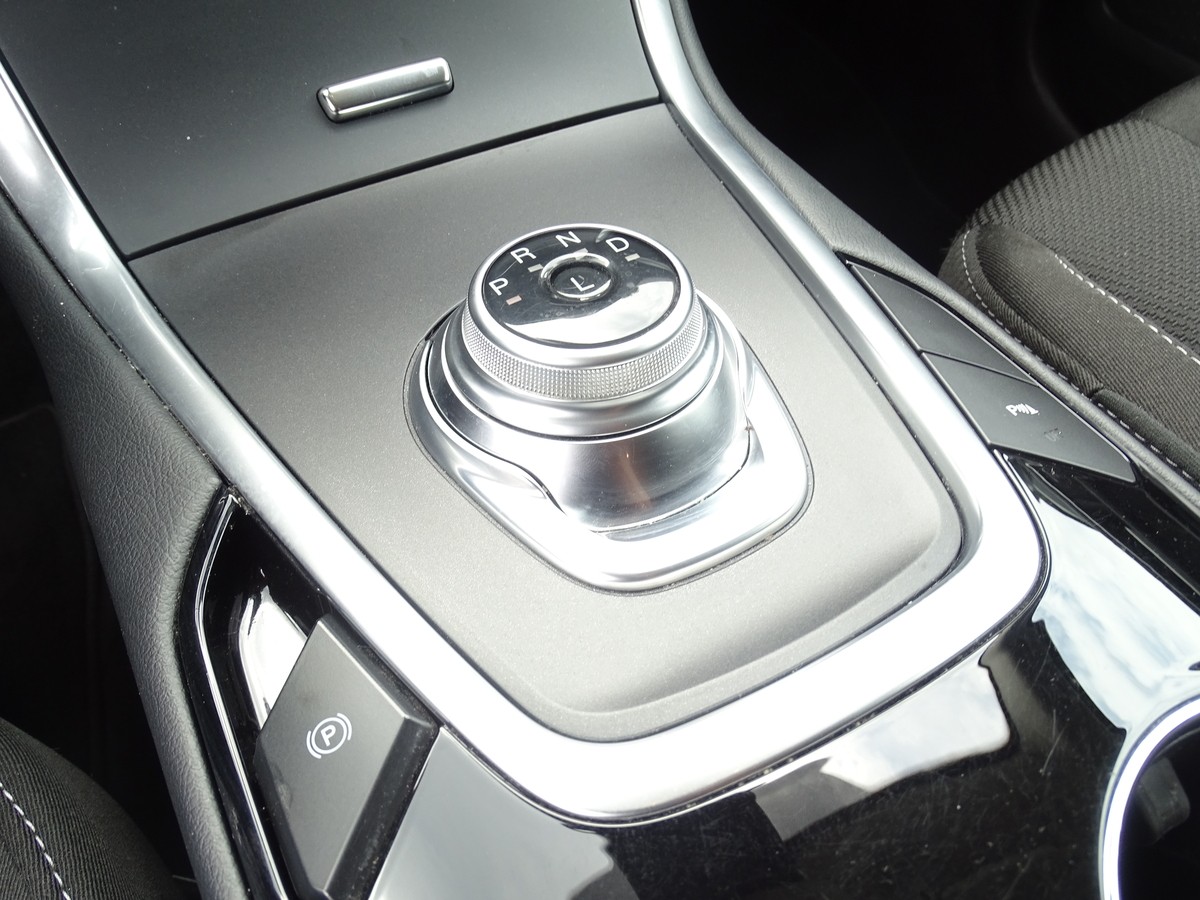 Ford S-Max 2.5 Duratec FHEV Hybrid Titanium 