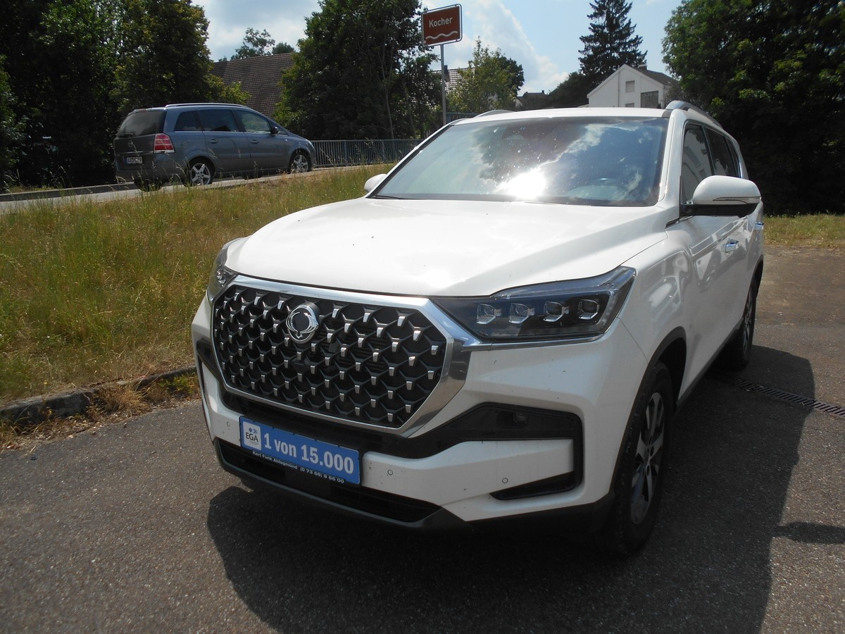 Ssangyong REXTON Sapphire
