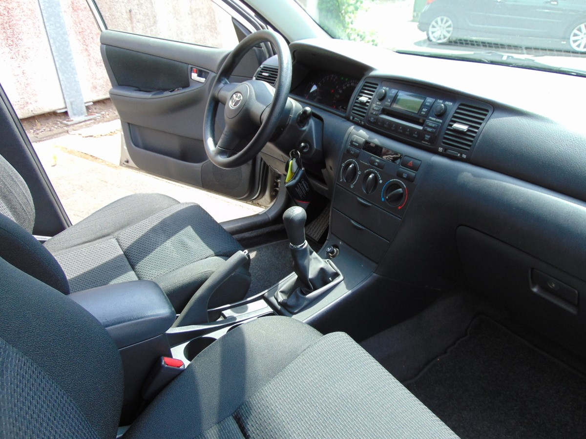 Toyota Corolla 1.4 Luna - Klimaanlage - Zentral - e.Fenster