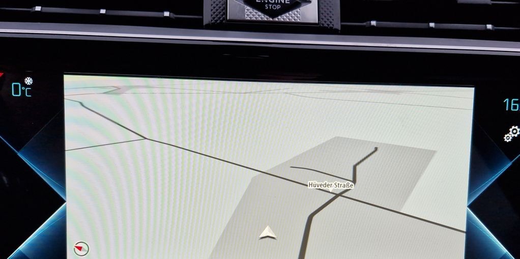 DS Automobiles DS7 Crossback PHEV 225 e-AT Performance Line LED