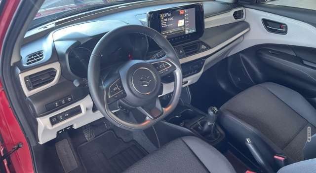 Suzuki Swift 1.2 Comfort LED NAVI ACC Kamera SitzHZG APP Connec