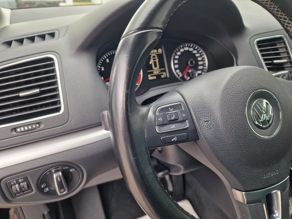 Volkswagen Sharan  Navi*Sitzheiz*R-Cam*Steuerkette neu !!!