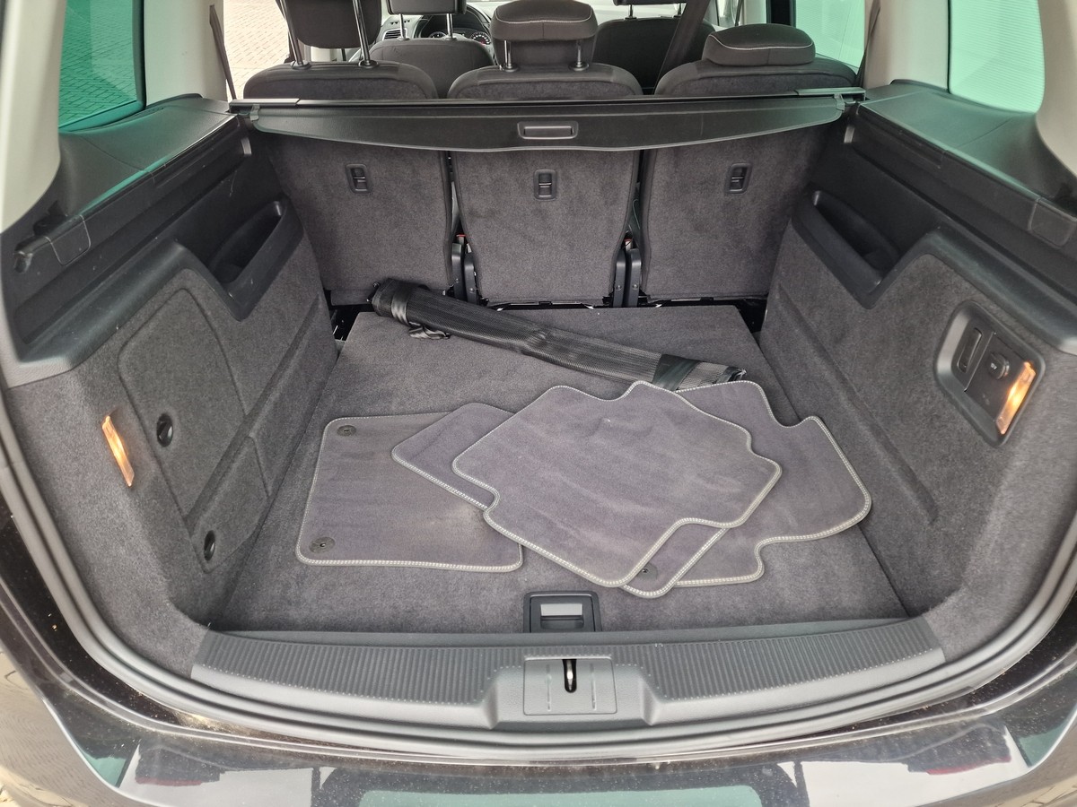 Volkswagen Sharan  Navi*Sitzheiz*R-Cam*Steuerkette neu !!!