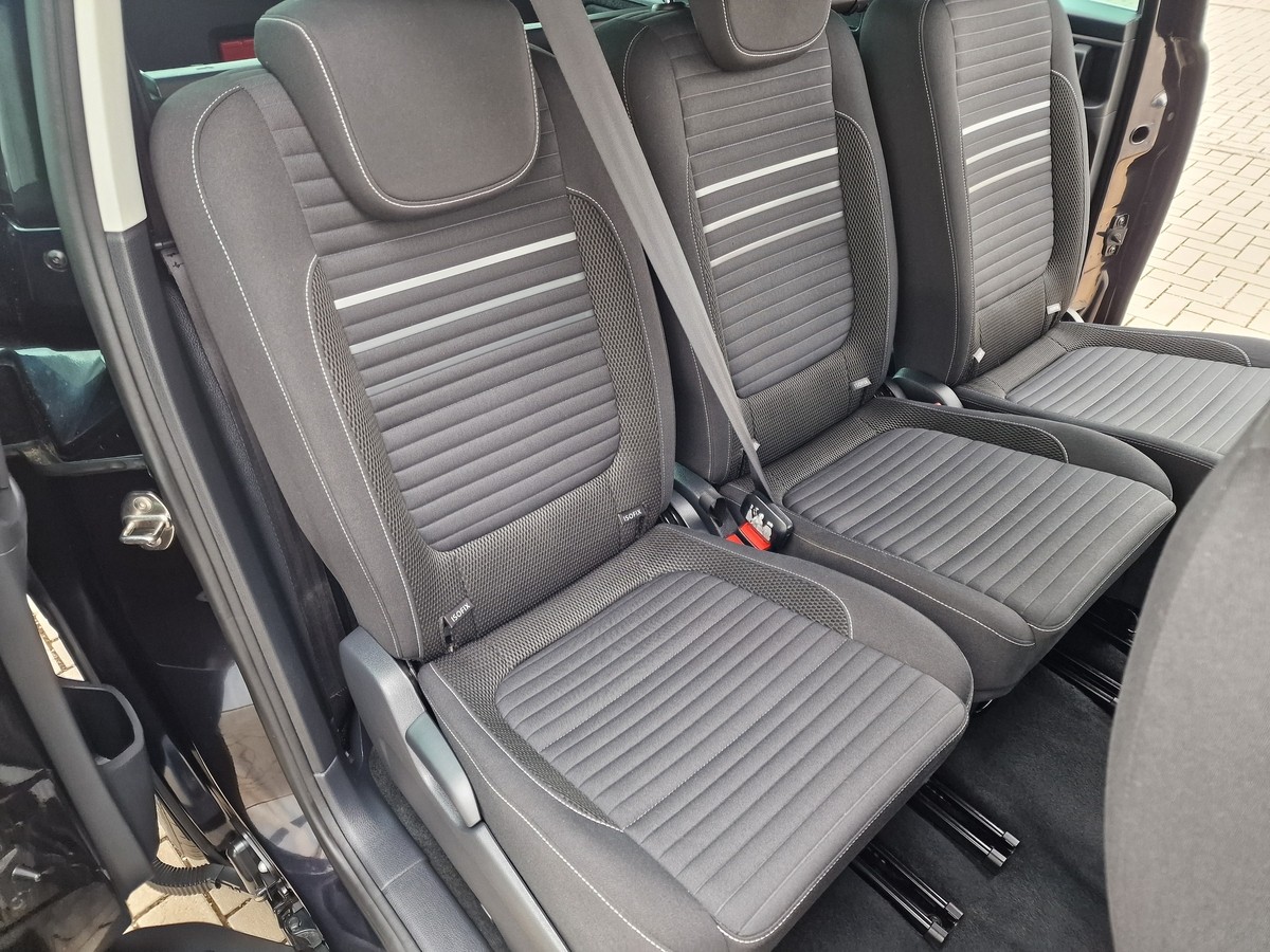 Volkswagen Sharan  Navi*Sitzheiz*R-Cam*Steuerkette neu !!!