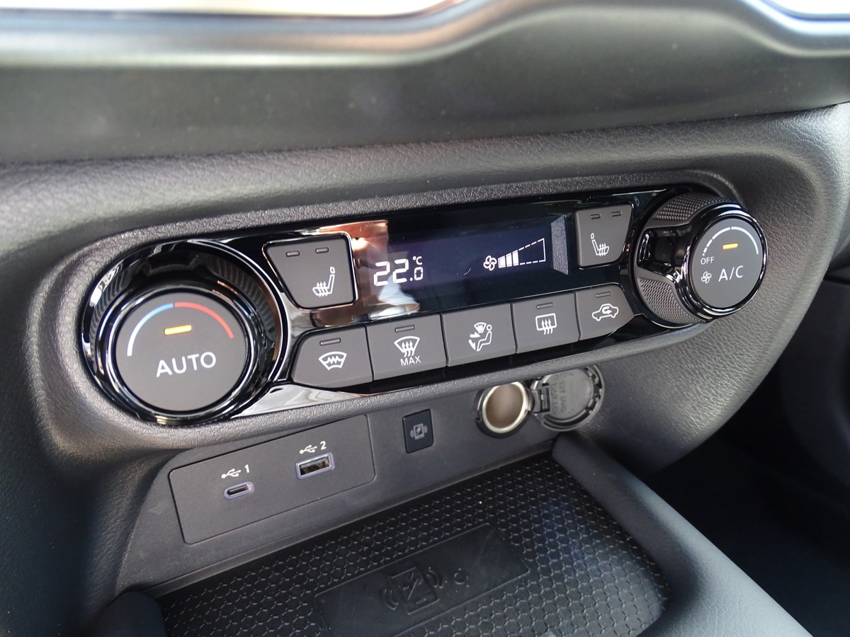 Nissan Juke 1.6 Hybrid N-Connecta Hybrid Winter Paket