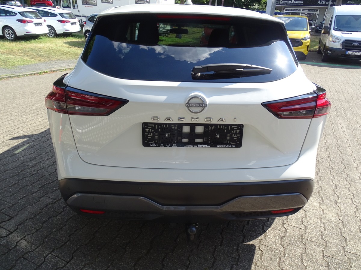 Nissan Qashqai 1.3 DIG-T N-Connecta 