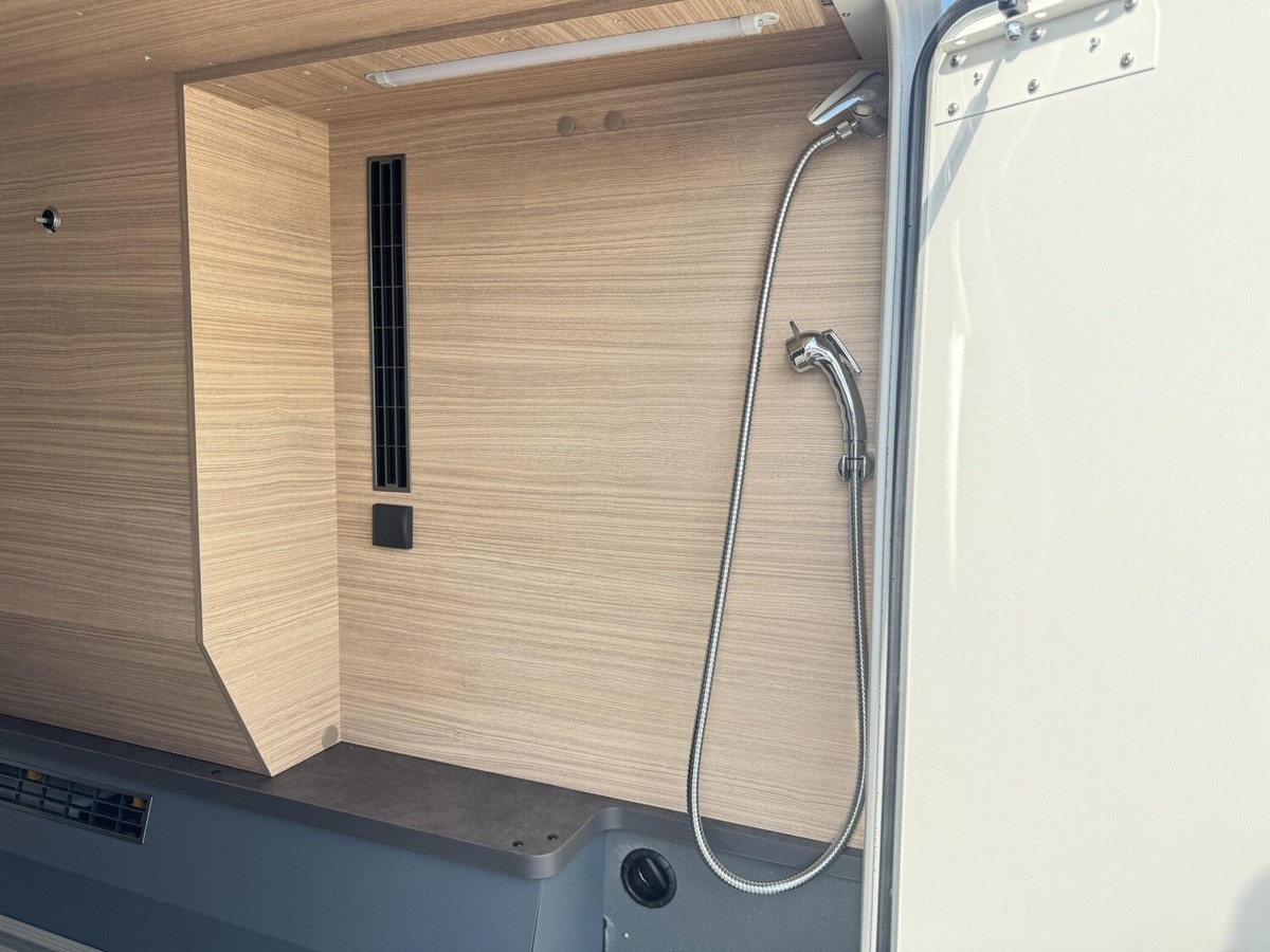 Malibu T 450 RB LE  Lithium+Markise+Backofen+ACC