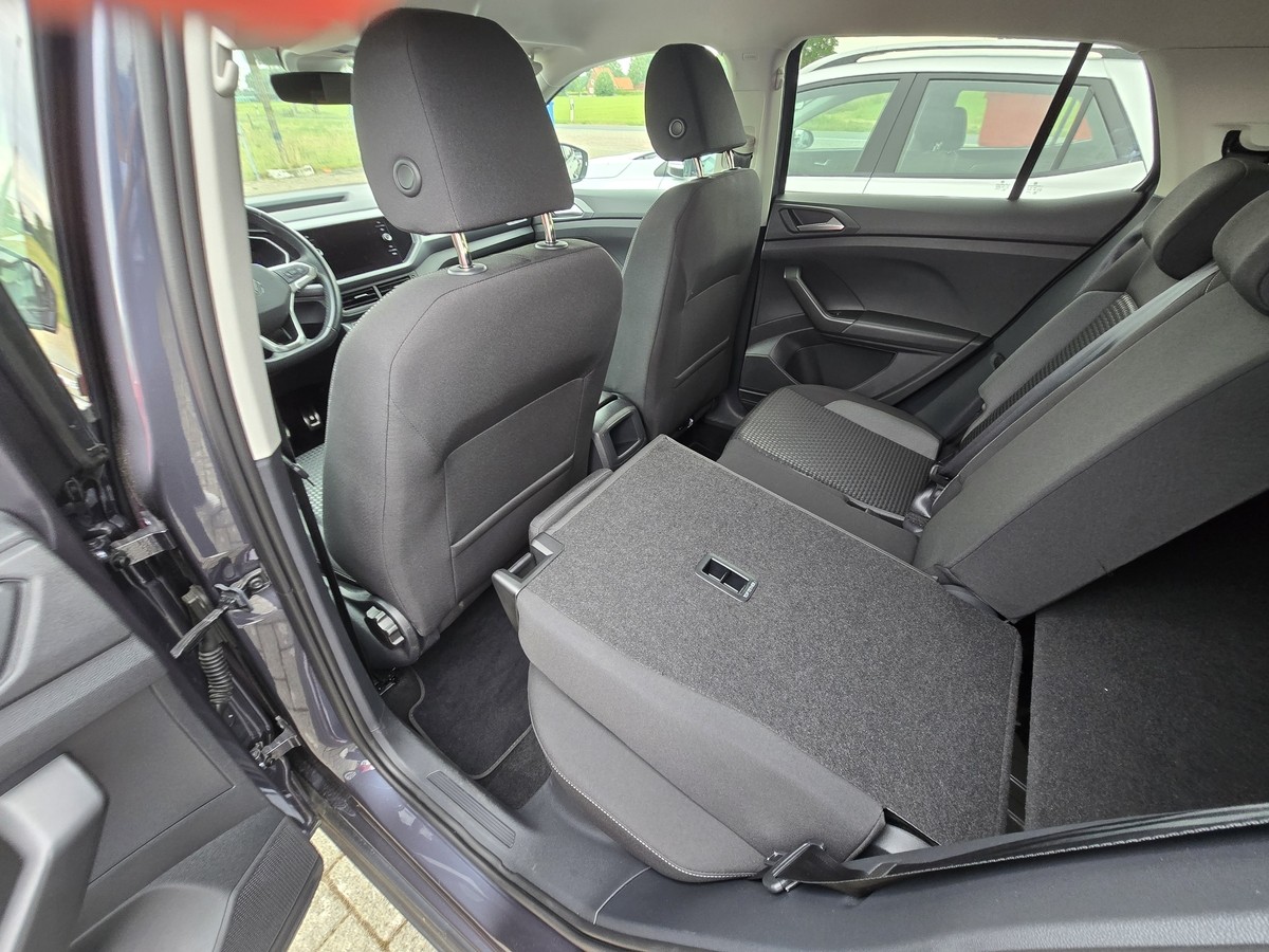 Volkswagen T-Cross 1.0 TSI Active  #Navi #Klima #AHK #ALU #SHZ 