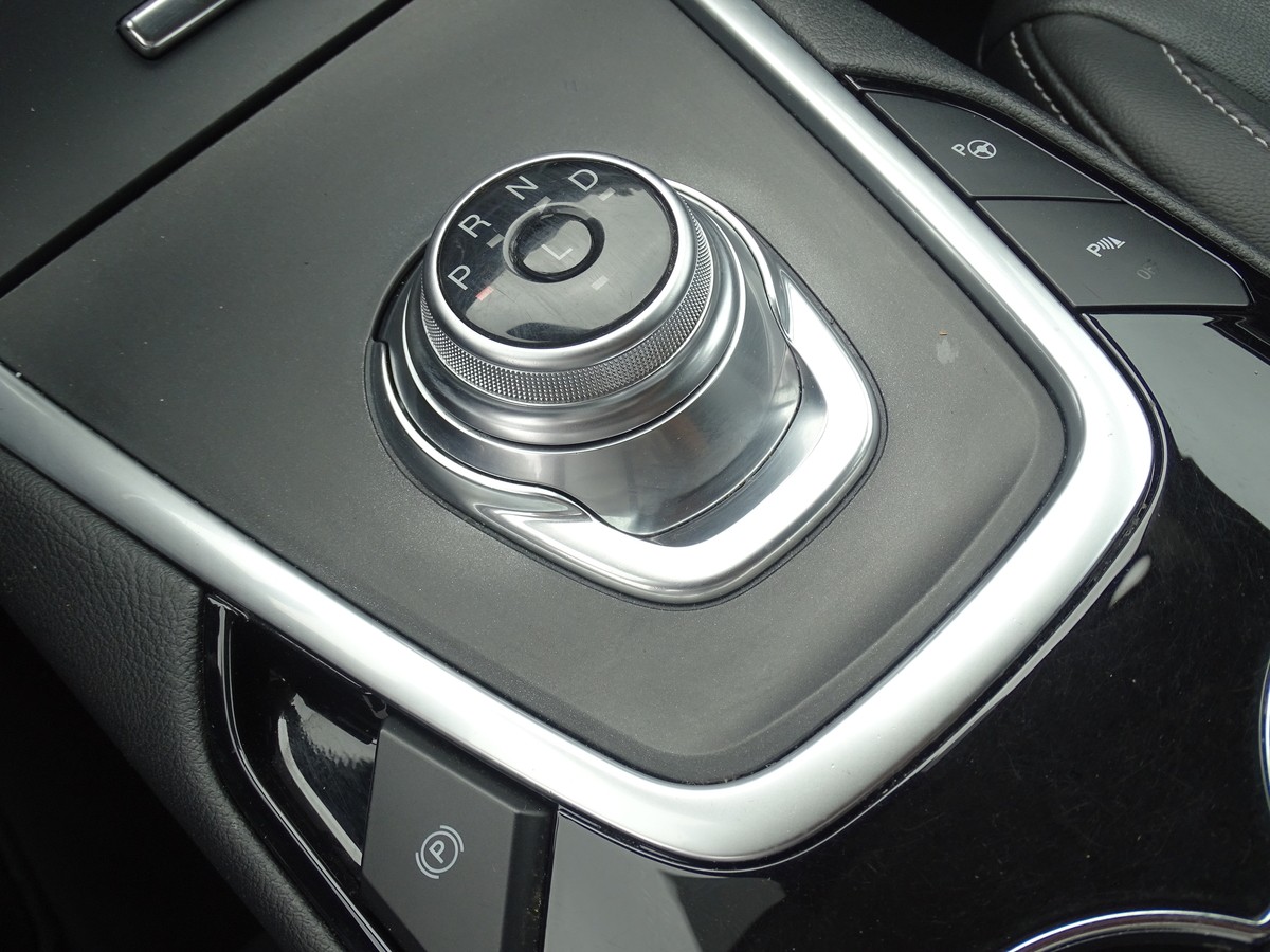 Ford S-Max 2.5 Duratec FHEV Hybrid Titanium 