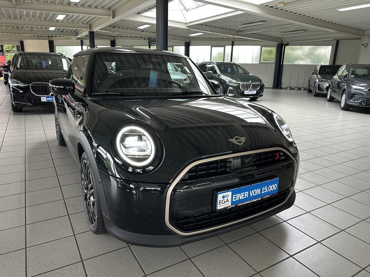MINI Cooper S Favoured Trim Pannodach RFK Lenkradheiz. LED