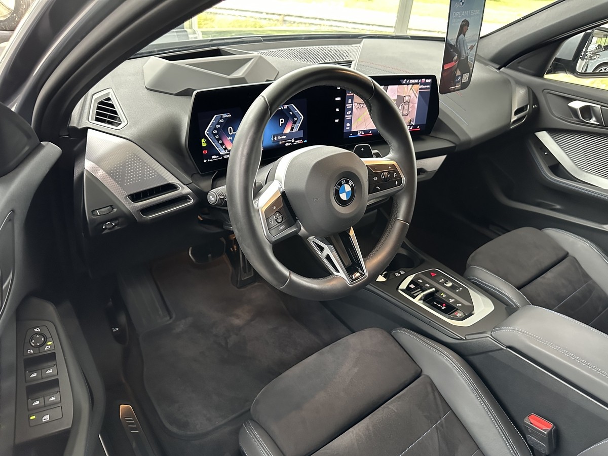 BMW 120 M Sport LED AHK HUD Sportsitze Kamera Alcantara
