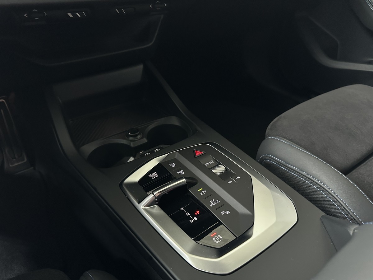 BMW 120 M Sport LED AHK HUD Sportsitze Kamera Alcantara
