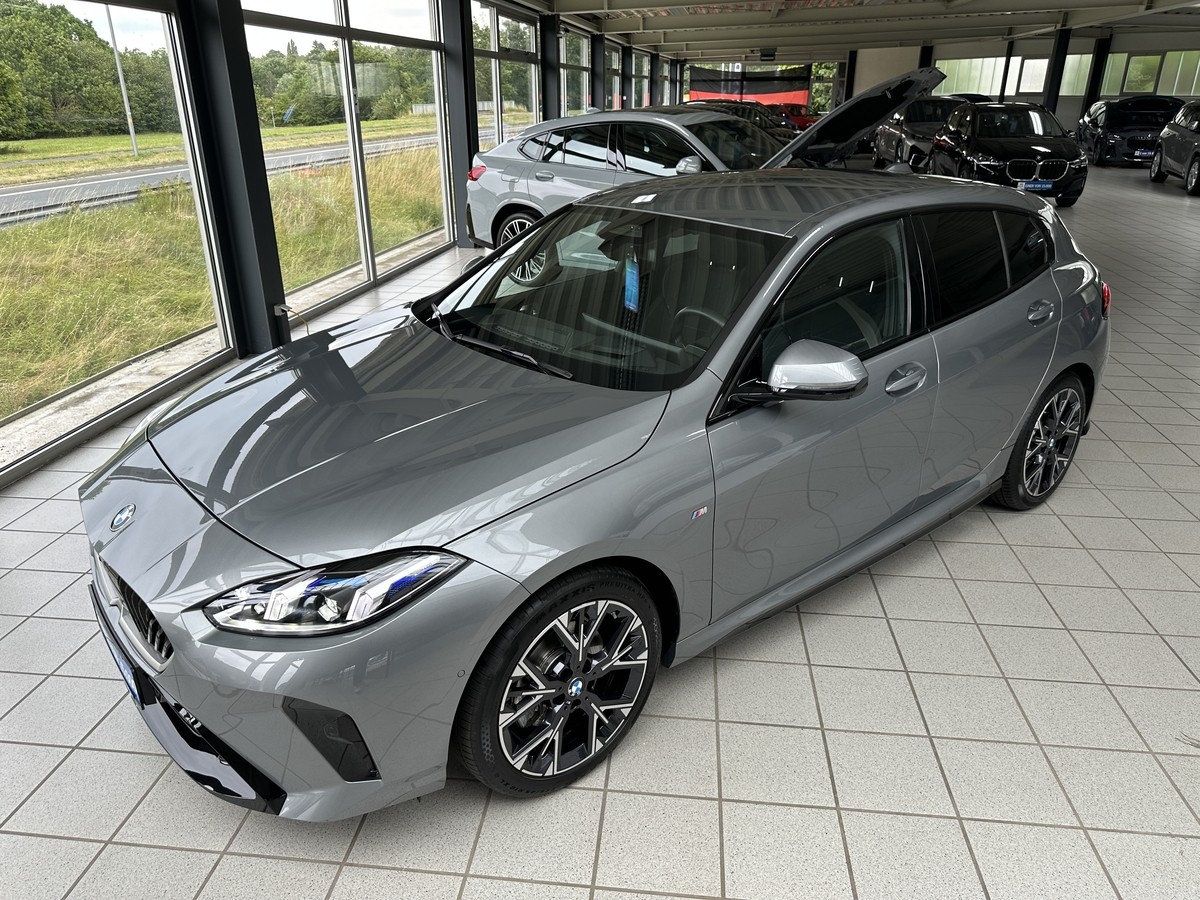 BMW 120 M Sport LED AHK HUD Sportsitze Kamera Alcantara