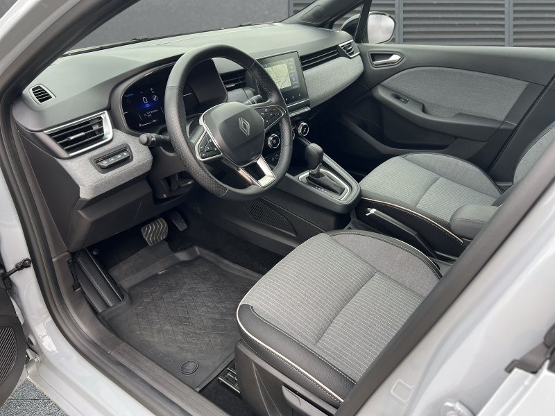 Renault Clio TCe 90 X-Tronic Autom. Techno SHZ+LED+RFK