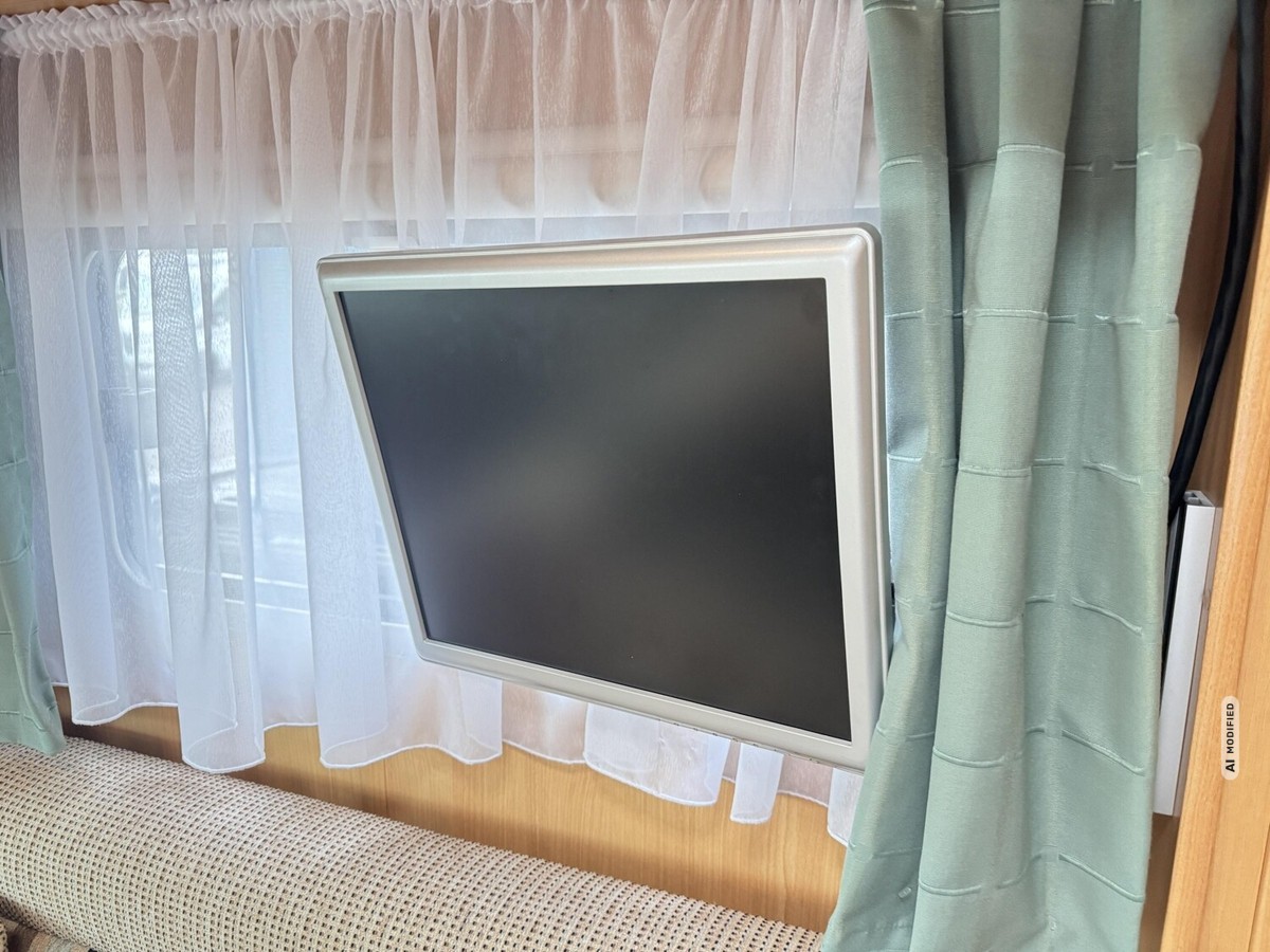 TEC RoTEC A 700 G TV+AHK+Markise+Alkoven