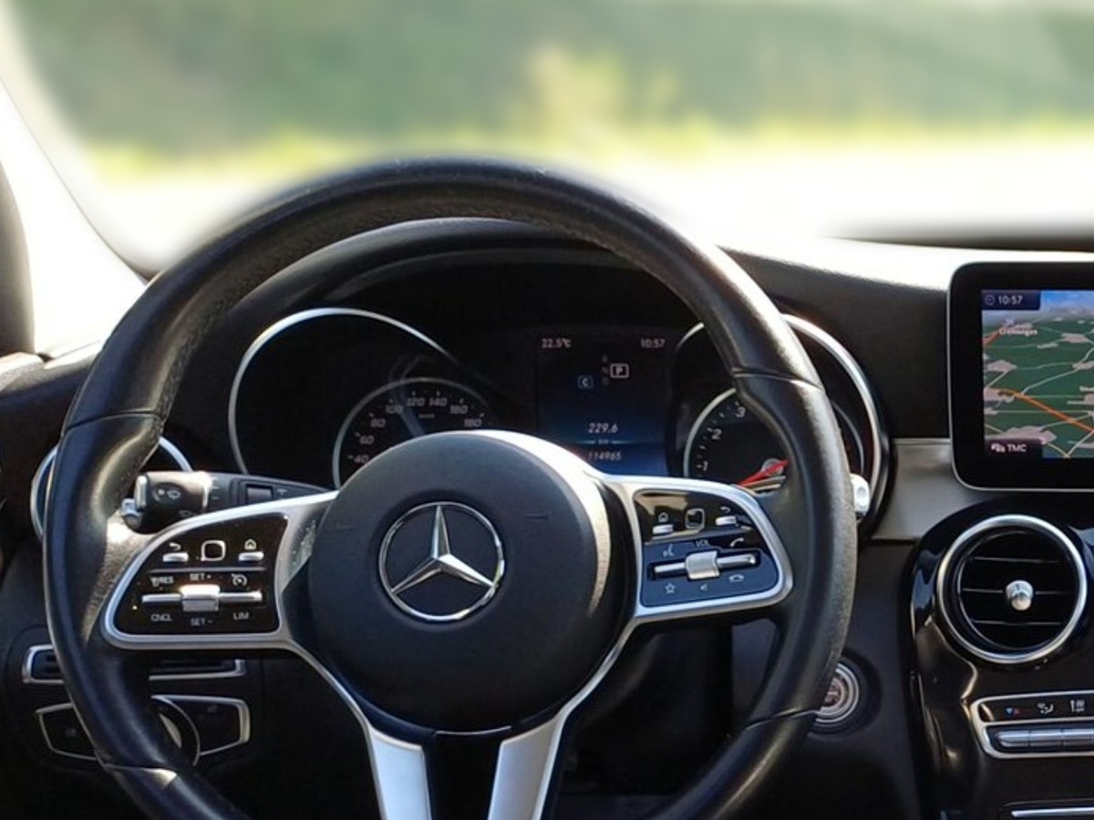 Mercedes-Benz C 180 T Avantgarde LED PDC Kamera Allwetter Navi App