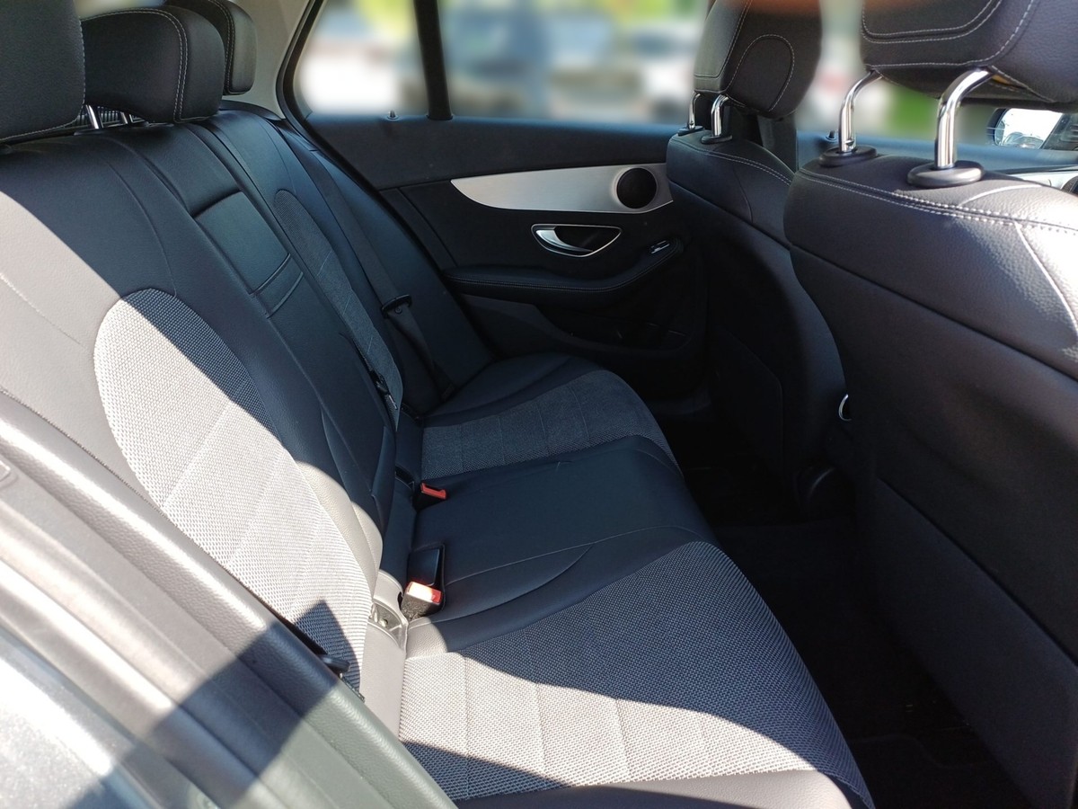 Mercedes-Benz C 180 T Avantgarde LED PDC Kamera Allwetter Navi App