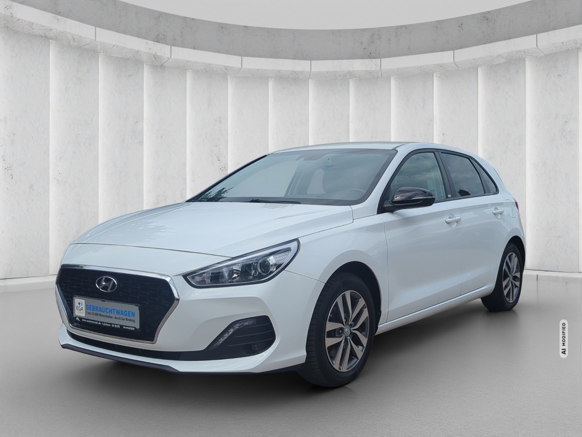 Hyundai i30 YES! 1.4 i Navi*Klima*Alu
