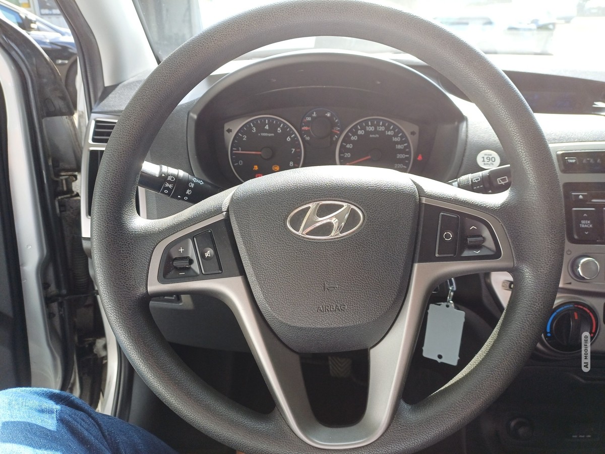 Hyundai i20 5 STAR EDITION ALLWETTER KLIMA PDC MFL CD 