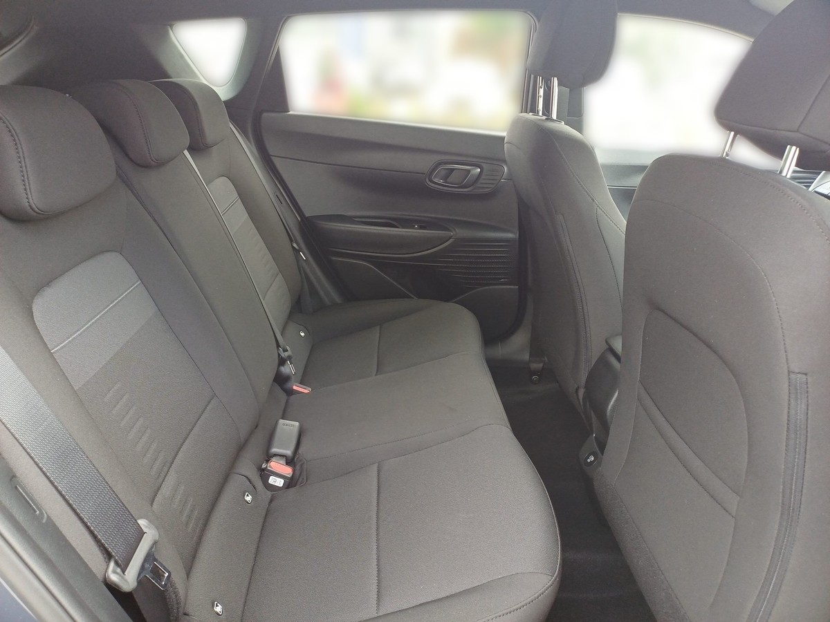 Hyundai Bayon Blackline 1.0 T-GDI 6-MT MY26 BOSE Navi App LED Sitzh