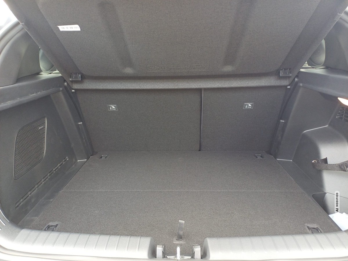 Hyundai Bayon Blackline 1.0 T-GDI 6-MT MY26 BOSE Navi App LED Sitzh