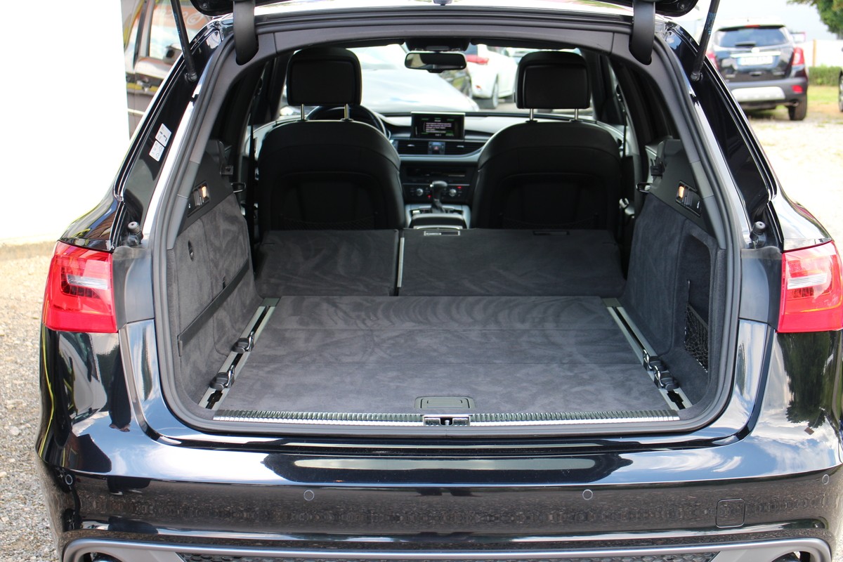 Audi A6 Avant 3.0 TDI Quattro*S-Line*Pano*AHK*2. Hand*