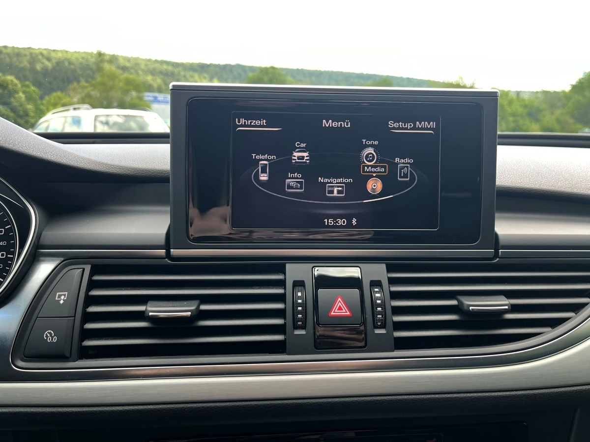Audi A6 Avant 3.0 TDI Quattro*S-Line*Pano*AHK*2. Hand*