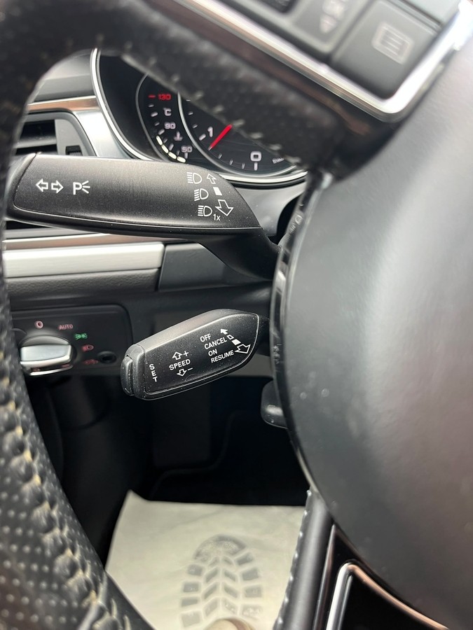 Audi A6 Avant 3.0 TDI Quattro*S-Line*Pano*AHK*2. Hand*