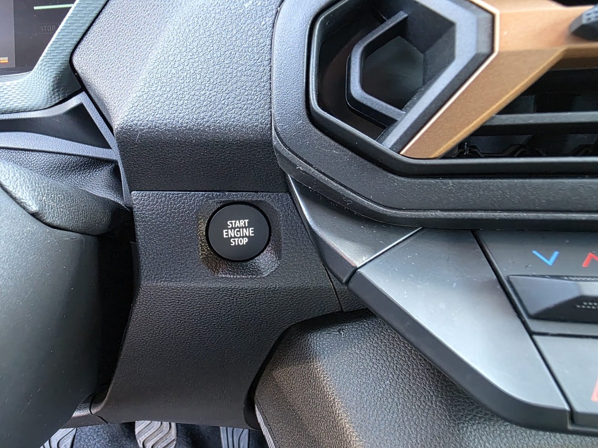 Dacia Duster Extreme/Mild/Carplay/Temp./360Grad/Spurh./LED/Totwi