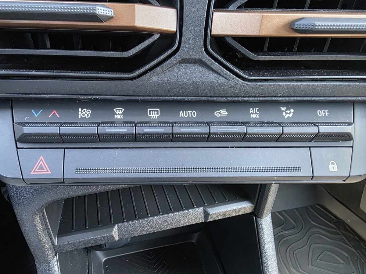 Dacia Duster Extreme/Mild/Carplay/Temp./360Grad/Spurh./LED/Totwi