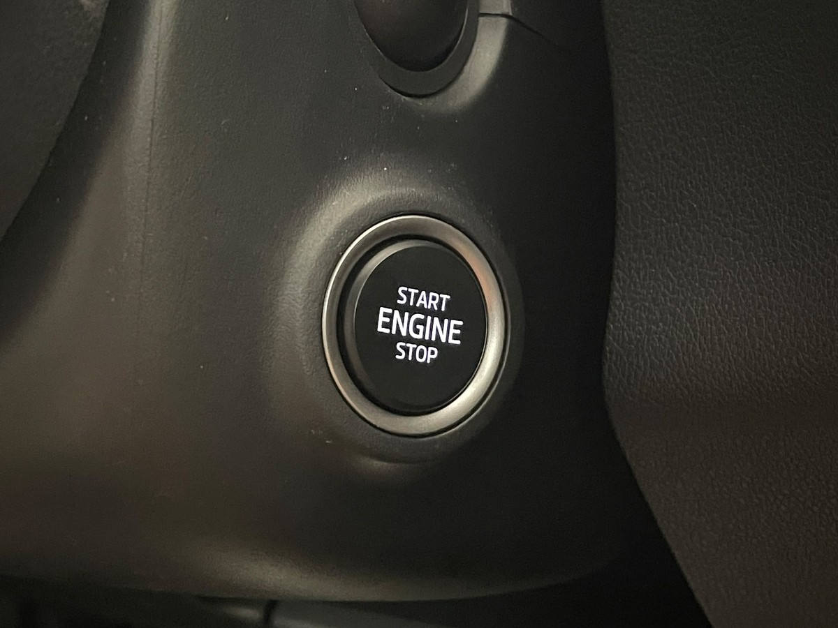 Skoda Fabia 1.0TSI LED Kamera 5J Garantie