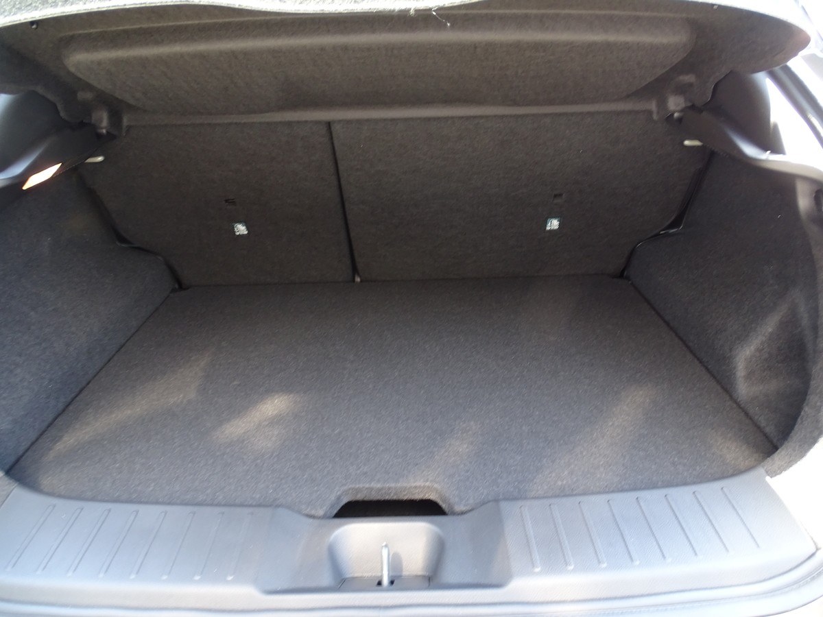 Nissan Juke 1.6 Hybrid N-Connecta Kamera Winter Paket 