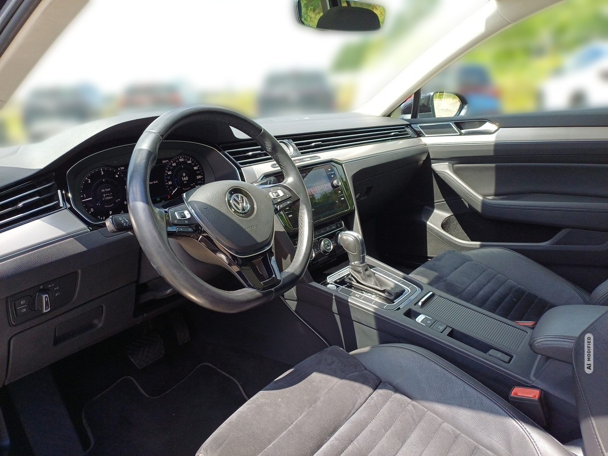 Volkswagen Passat Variant 2.0 TDI 4Motion BMT Highline AHK Massage Navi