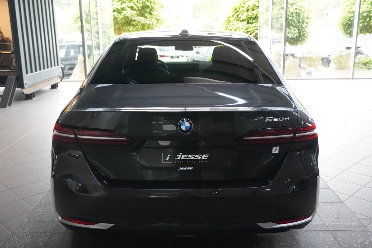 BMW 520 d LED HUD Gestik 360* H&K