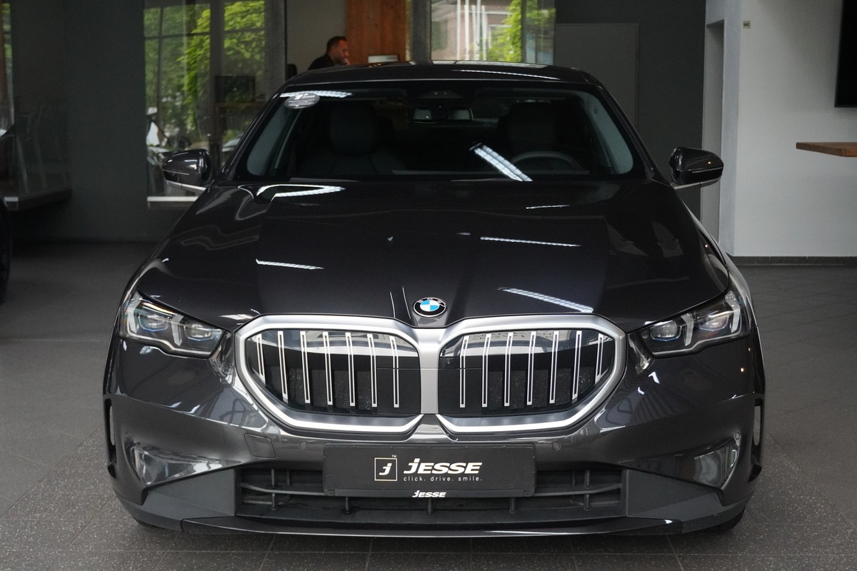 BMW 520 d LED HUD Gestik 360* H&K