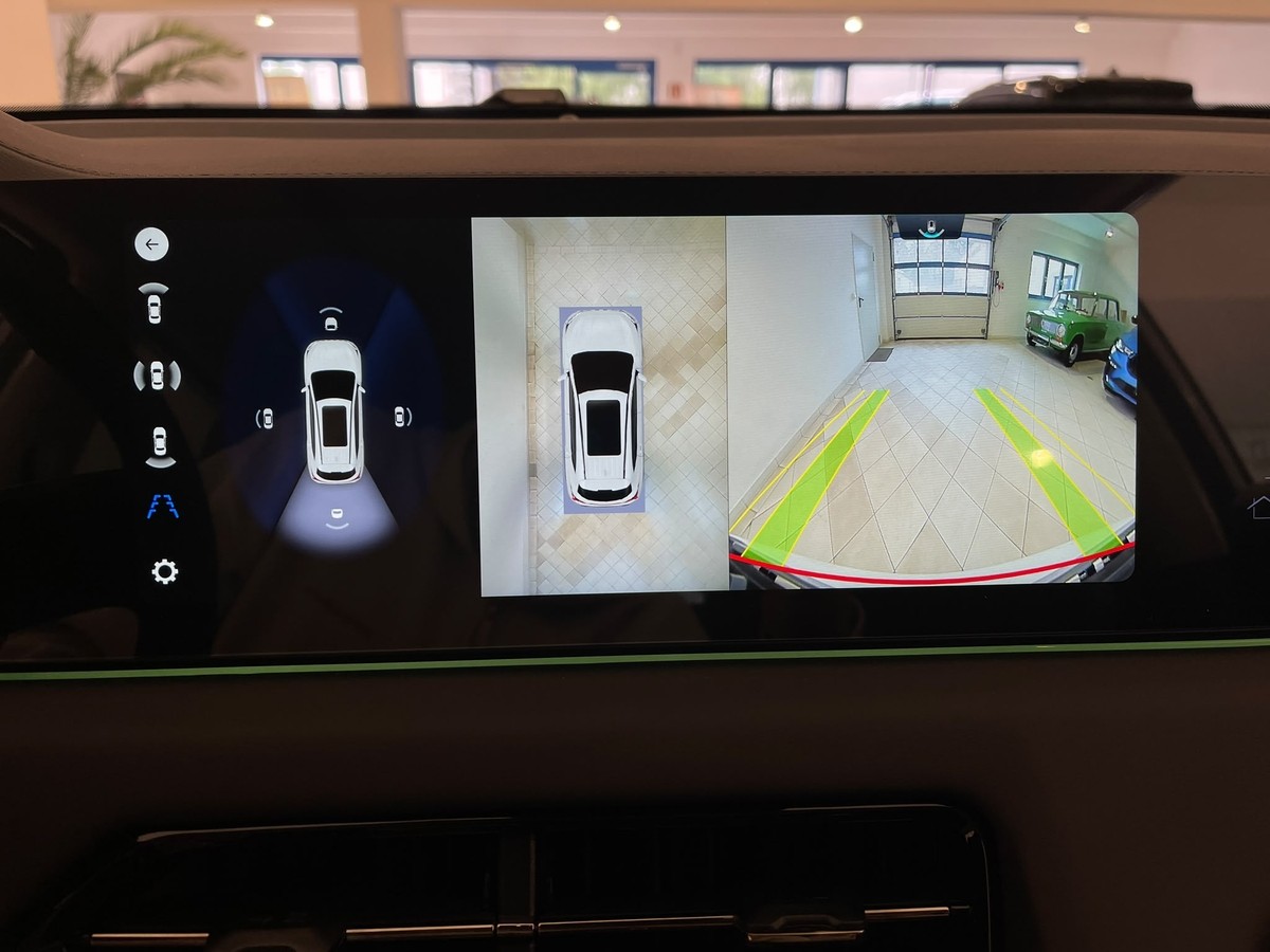 JAC JS8 Pro Automatik 7Sitzer PANO Garantie APP
