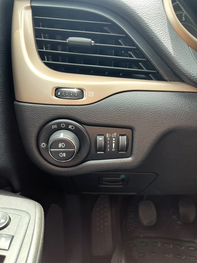 Jeep Cherokee 2.0 MultiJet Longitude FWD 