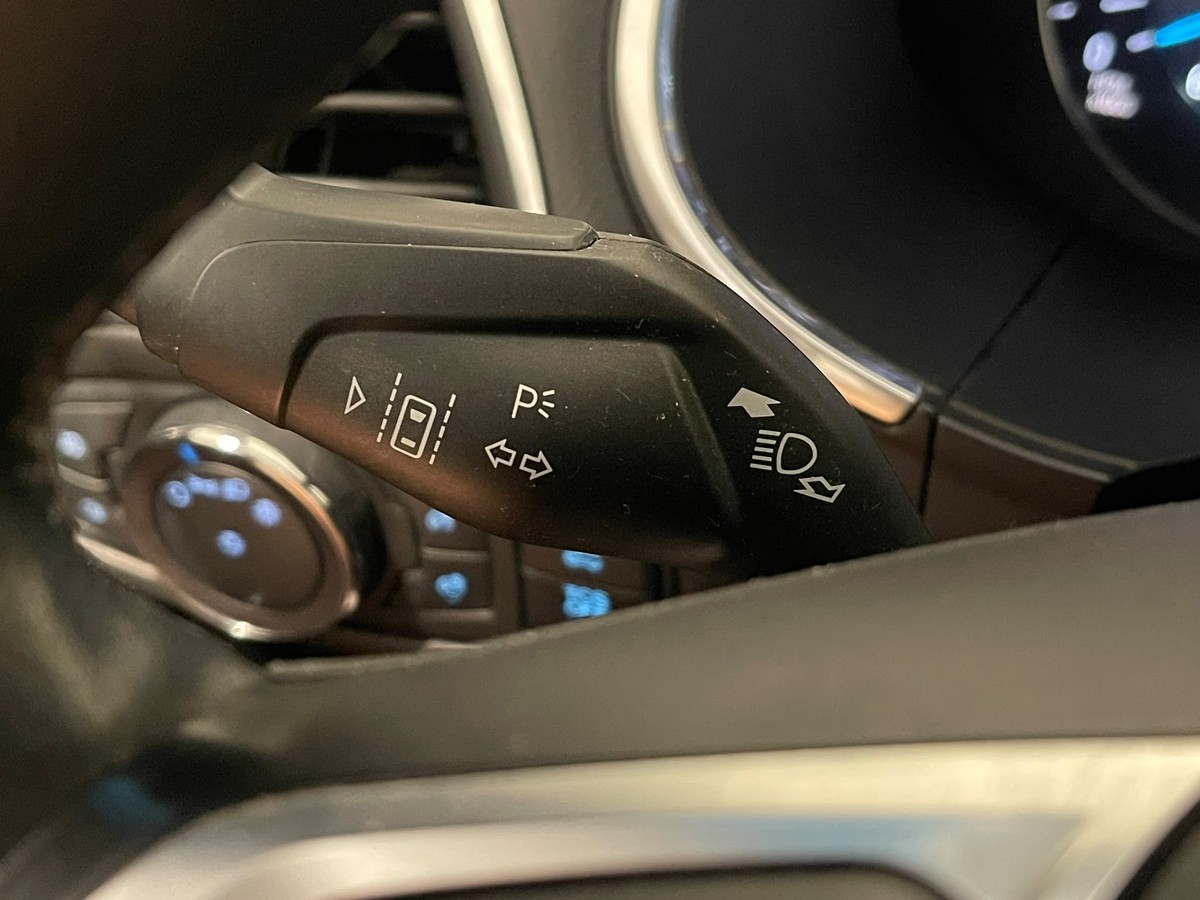 Ford Edge 2,0 4x4 Titanium AHK 4xSHZ Kamera Dashcam