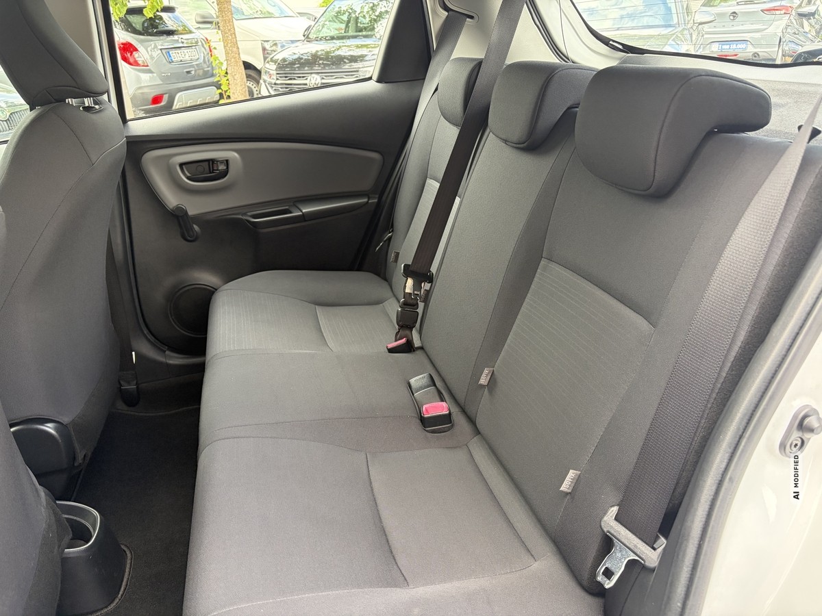 Toyota Yaris 1.0 VVTi