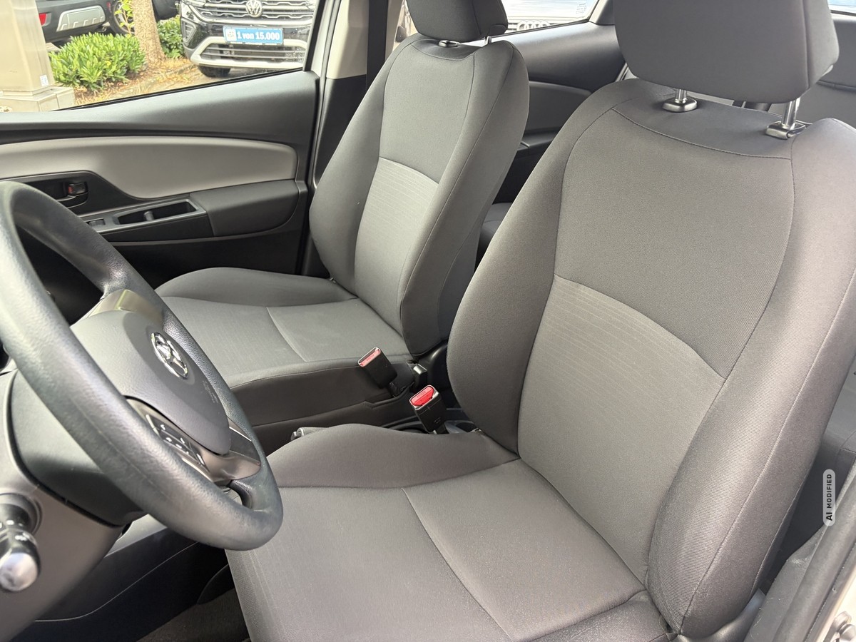 Toyota Yaris 1.0 VVTi