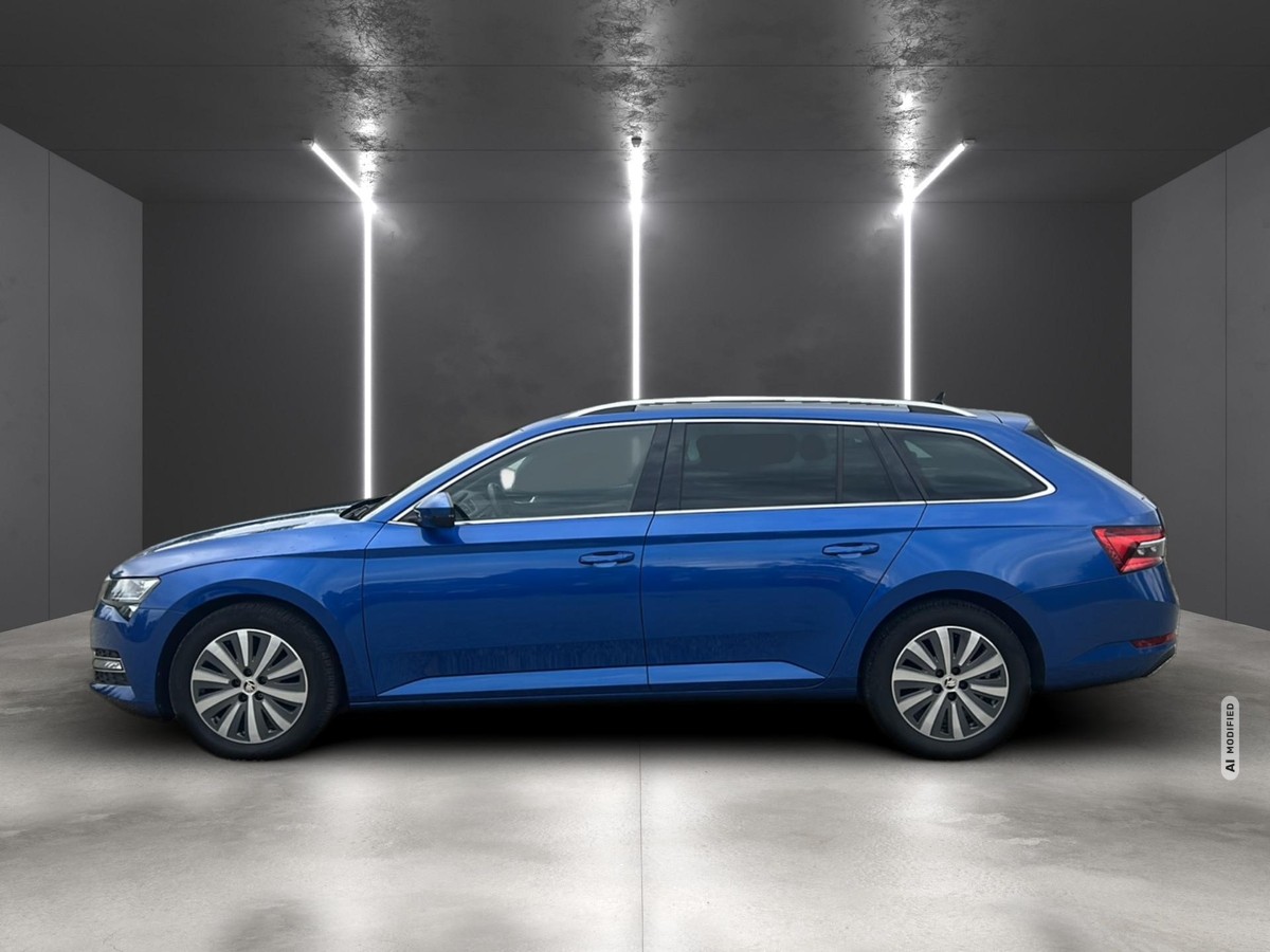Skoda Superb Combi 2.0 TDI Style *LED*NAVI*SHZ*AHZV*