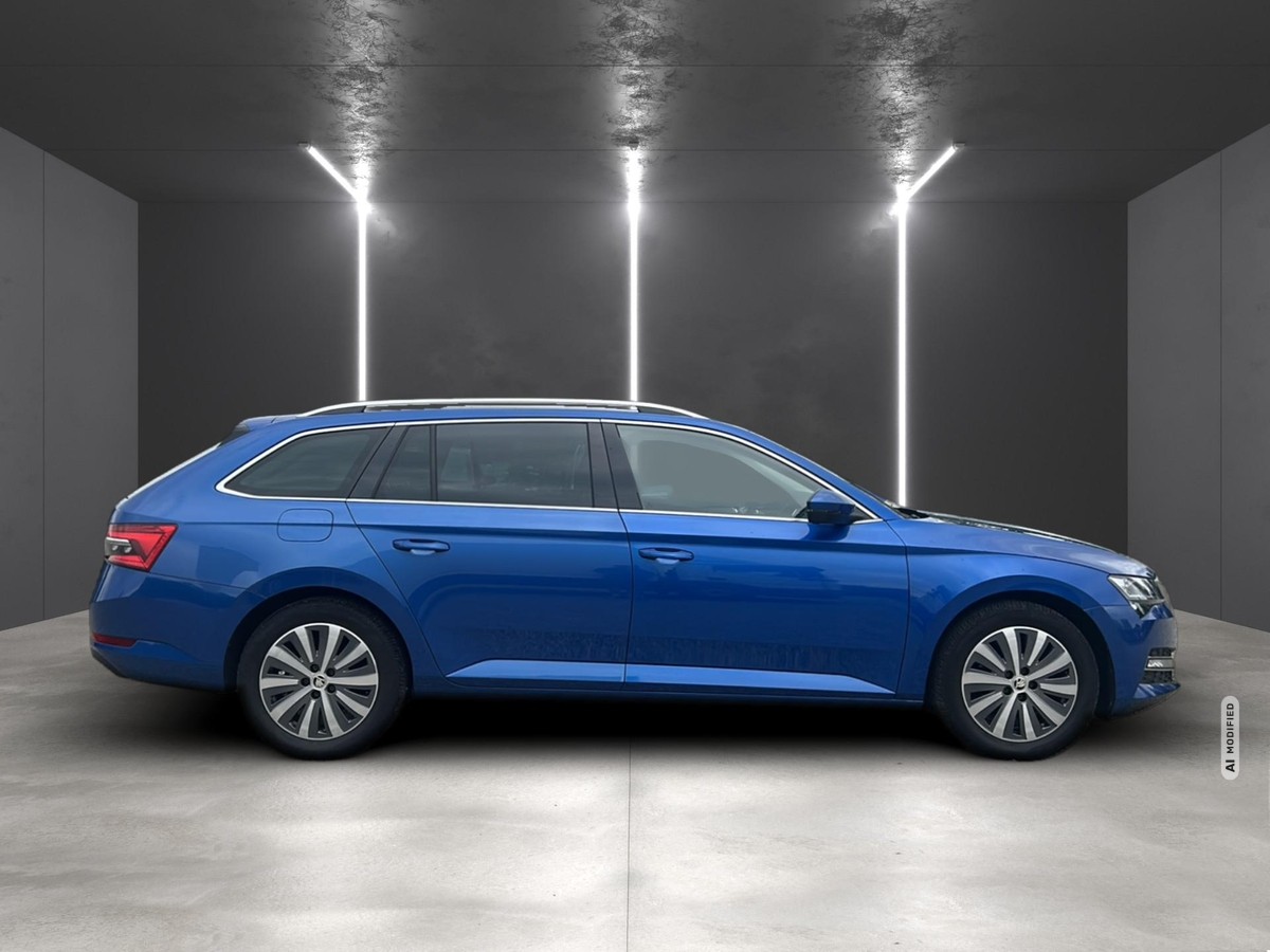 Skoda Superb Combi 2.0 TDI Style *LED*NAVI*SHZ*AHZV*