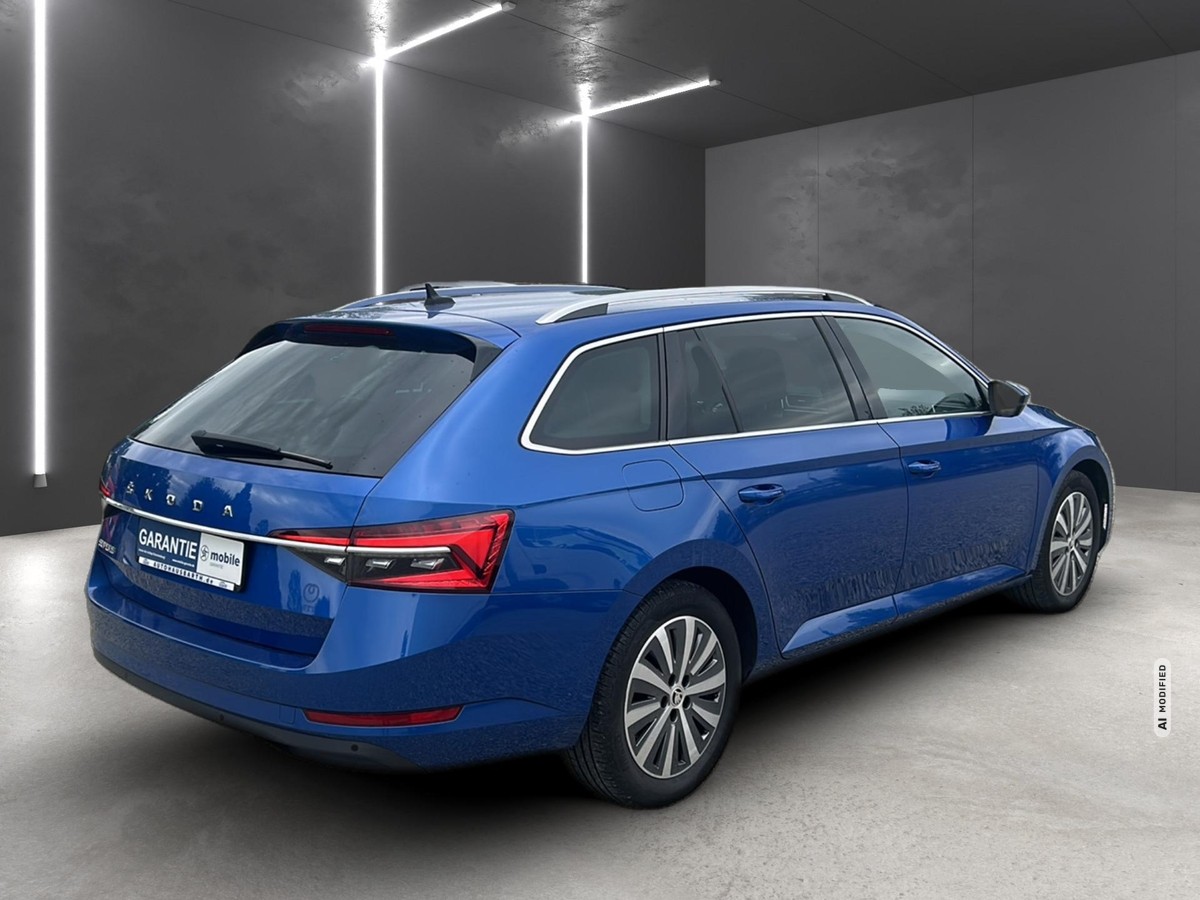 Skoda Superb Combi 2.0 TDI Style *LED*NAVI*SHZ*AHZV*