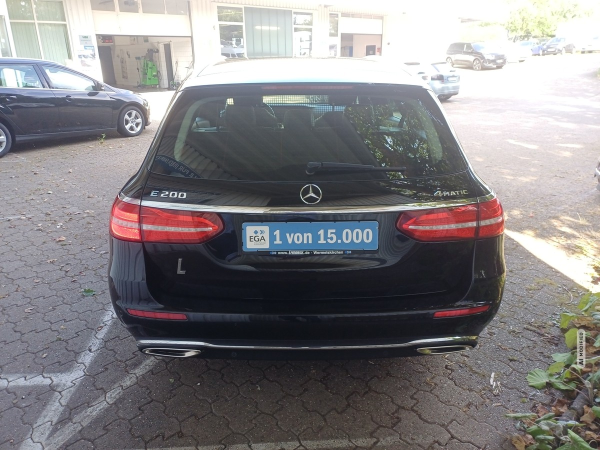 Mercedes-Benz E 200 T Avantgarde 4Matic AHK*LED*NAVI*KAMERA*SHZ*PTS*