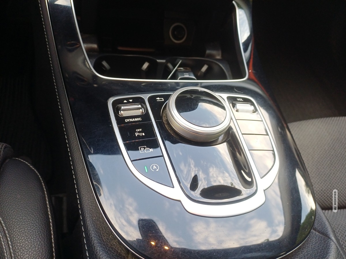 Mercedes-Benz E 200 T Avantgarde 4Matic AHK*LED*NAVI*KAMERA*SHZ*PTS*